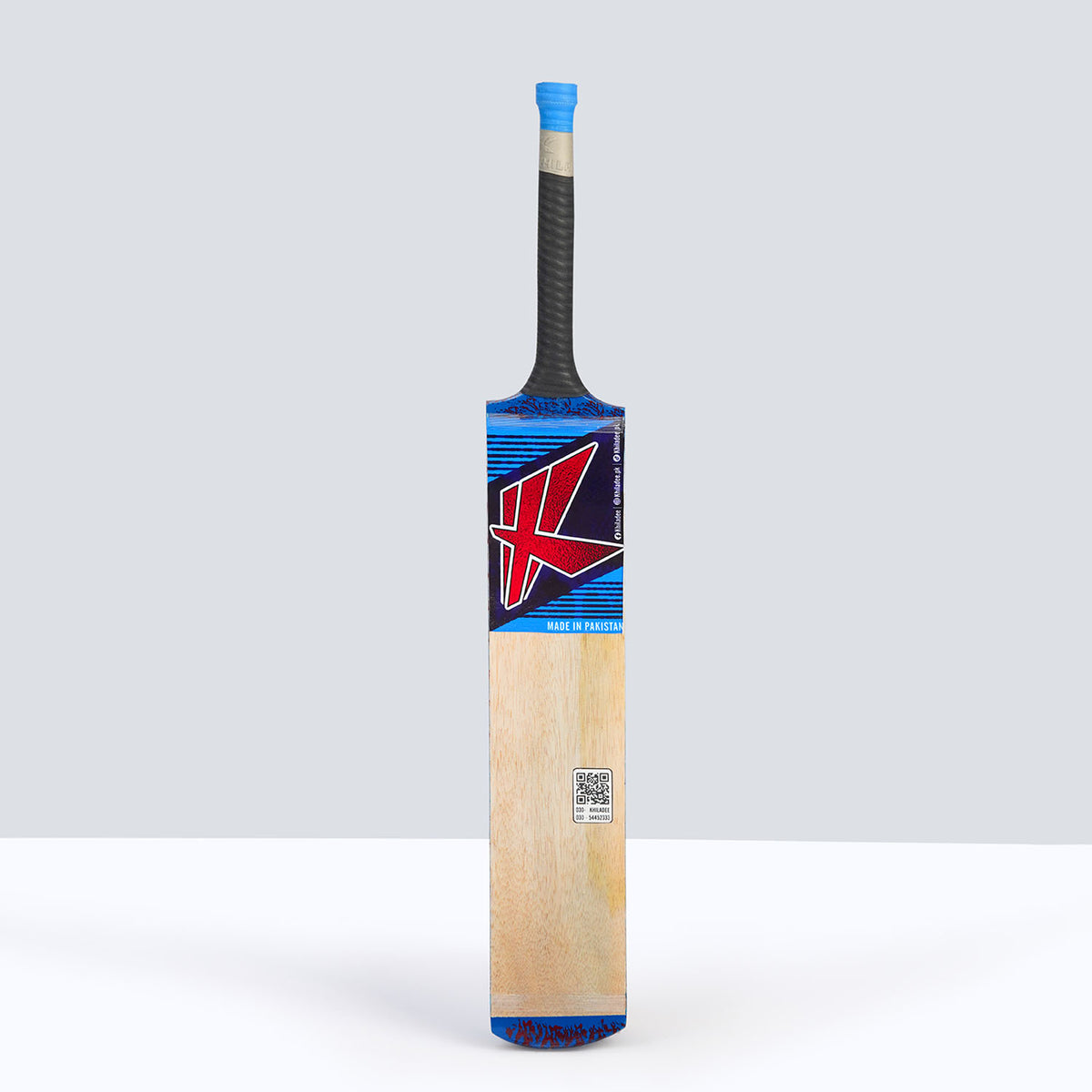 Khiladee - Titan Edition - Premium Coconut Bat ( Blue and Red Edition)